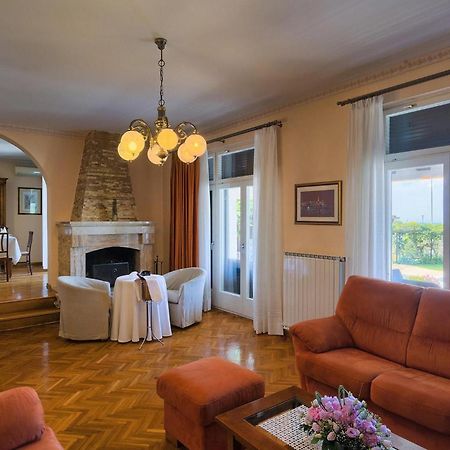 Villa David Пореч Екстериор снимка