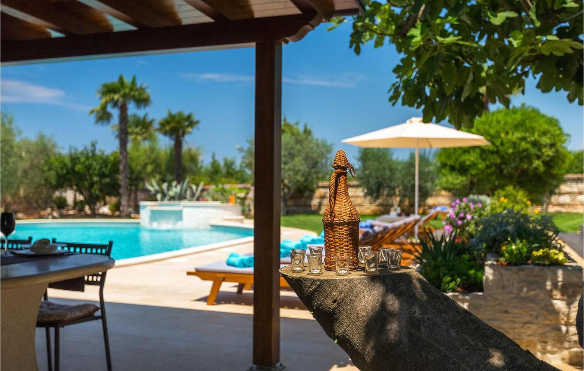 Villa David Пореч Екстериор снимка
